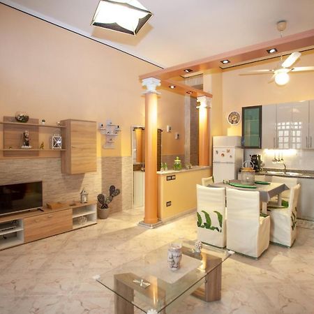 Casa Rosamaria Apartment Giardini Naxos Exterior foto